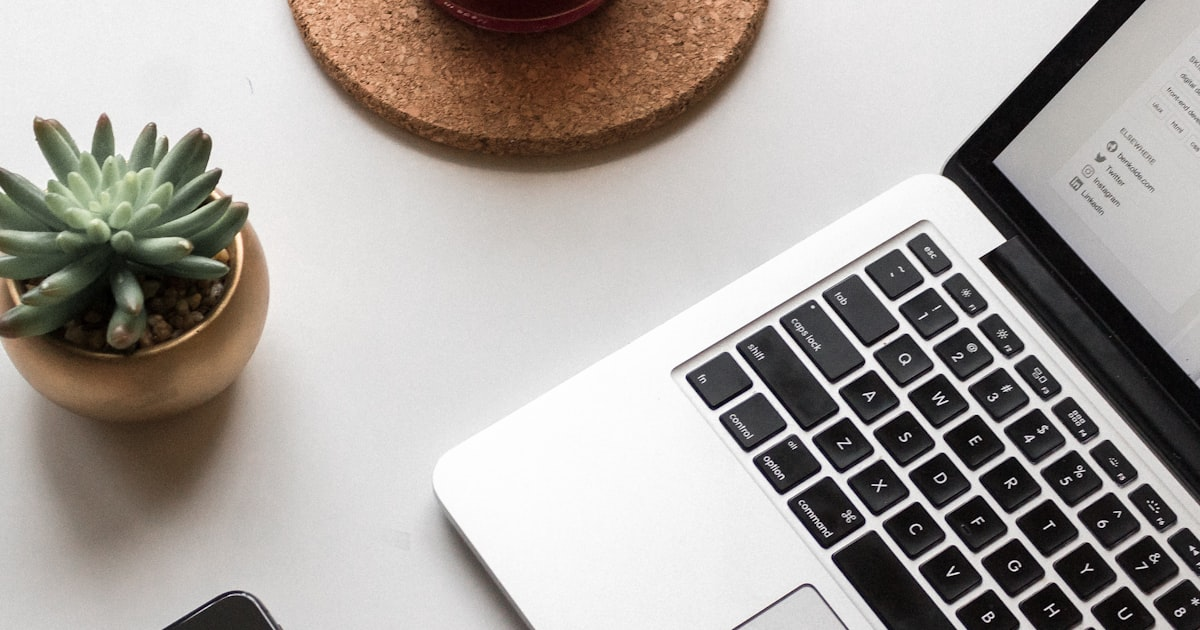 Apps to clock in at work: 2026 comparison