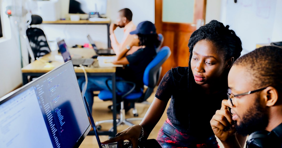 How to motivate employees: 10 practical tips for SMEs
