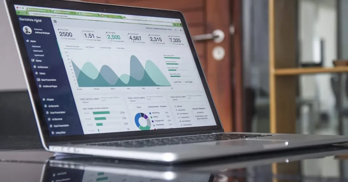 Comparativa de control horario: Factorial HR vs LapsoWork